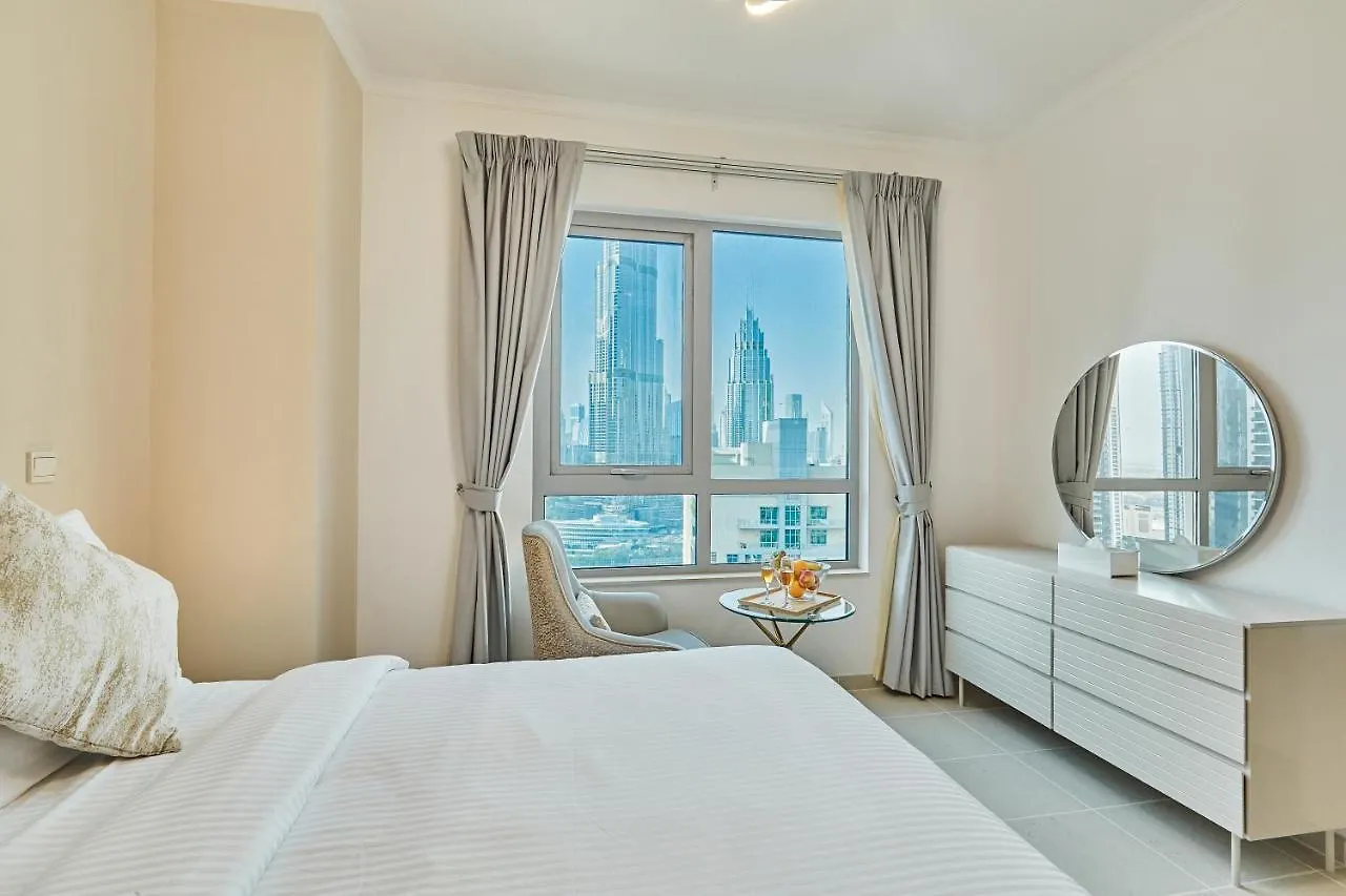 Burj Khalifa Front View & Fountain View Island Paradise 2Br Luxury Apartment Burj Residences Golden Homes Dubai