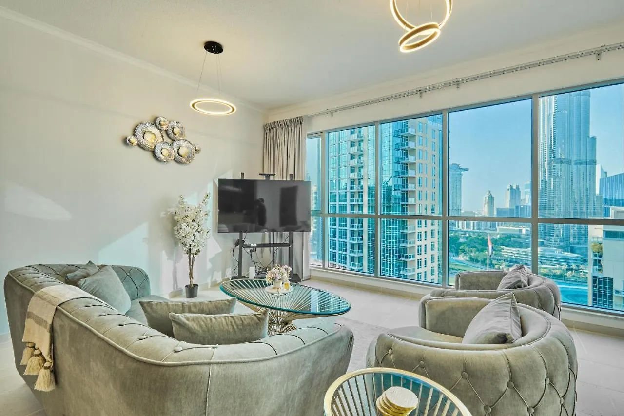 Burj Khalifa Front View & Fountain View Island Paradise 2Br Luxury Apartment Burj Residences Golden Homes Dubai Förenade Arabemiraten